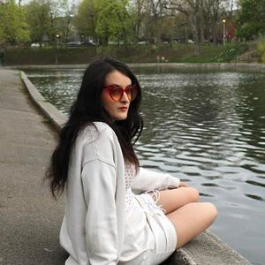 Meet your Posher, Bridget